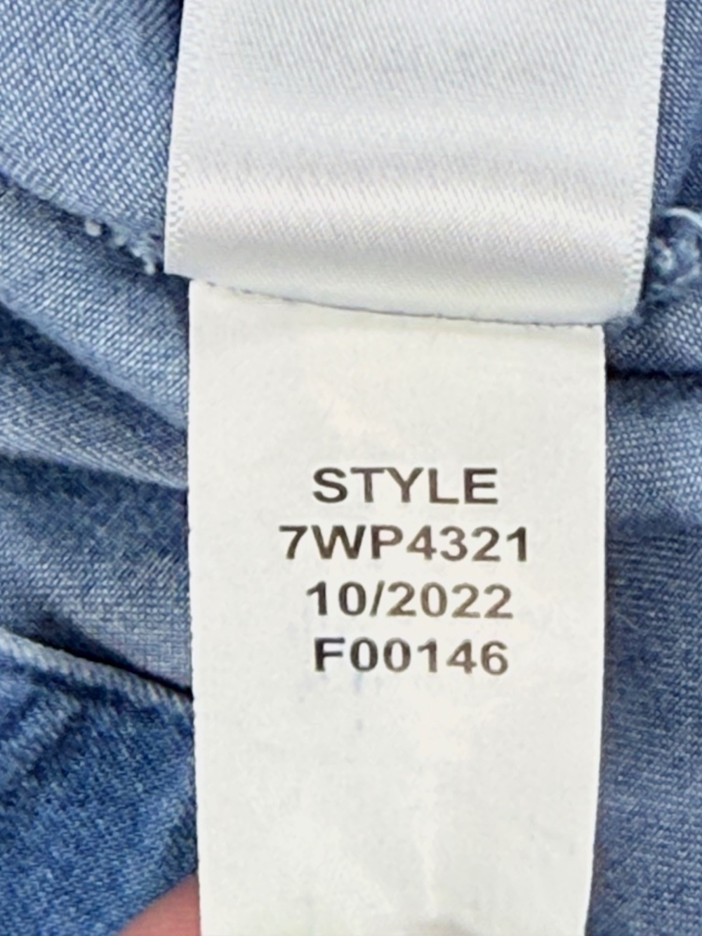 Lucky Brand Split Back Tencel Chambray Button Down Shirt Blue Small EUC - Picture 6 of 7